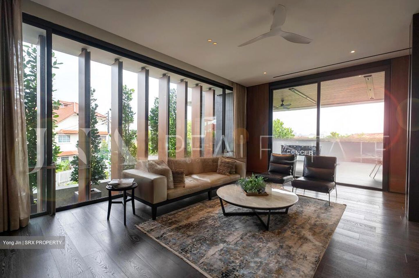 Airport Boulevard (D17), Detached #484050921